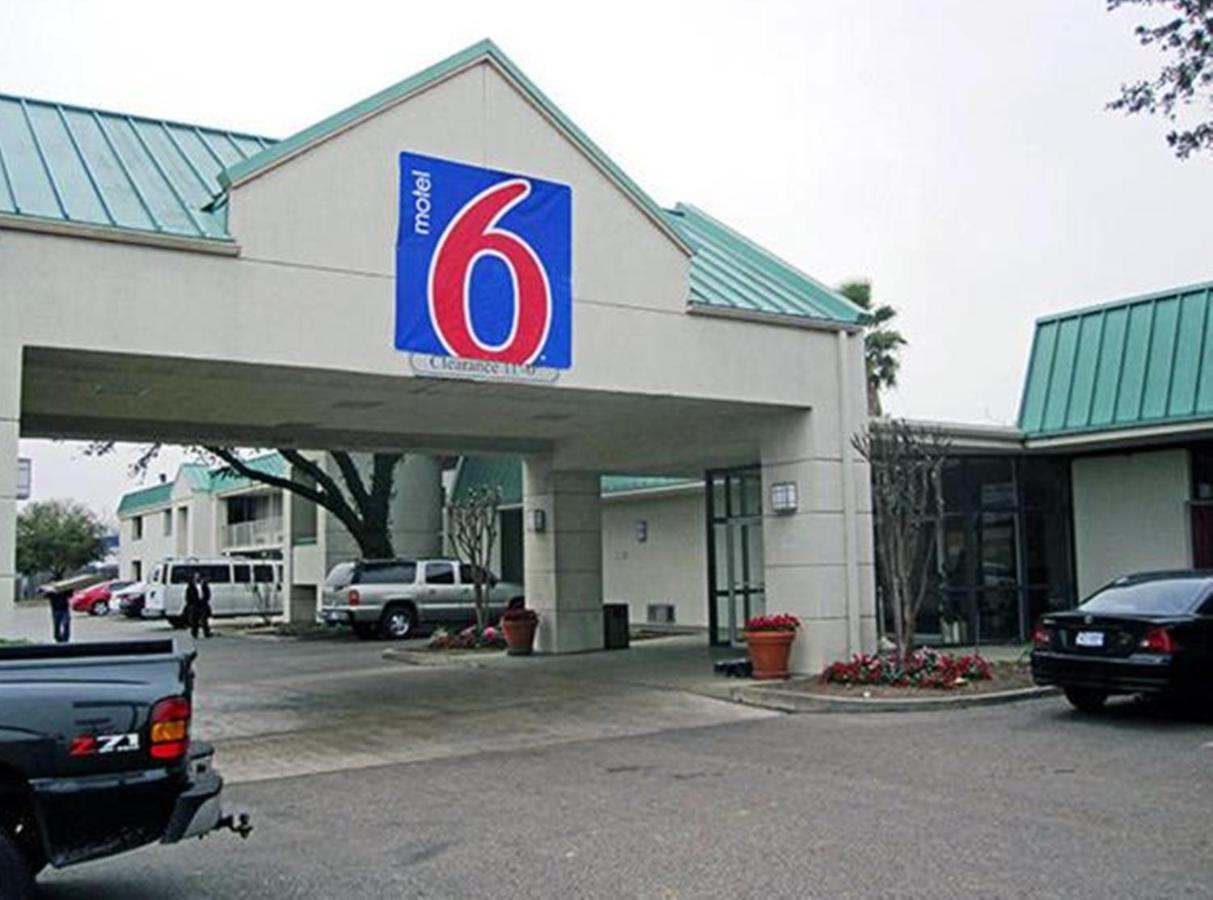 Motel 6-Houston, Tx - East Eksteriør billede
